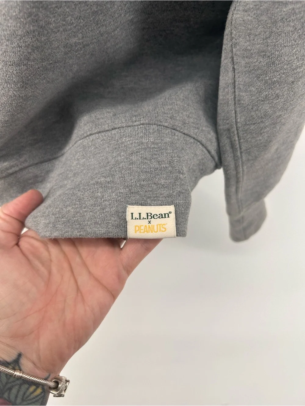 LL Bean x Peanuts Snoopy Sweatshirt Small Gray - Picture 3 of 8